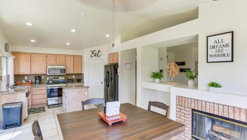 Victorville Home with Large Yard and Charcoal Grill! - Foto 4