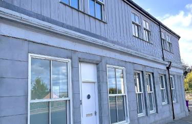 Central 2-bedroom apartment, Montrose - Photo 28