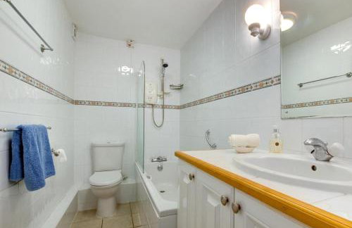 2 Bed in Clifton Court oc-fl24 - Photo 15