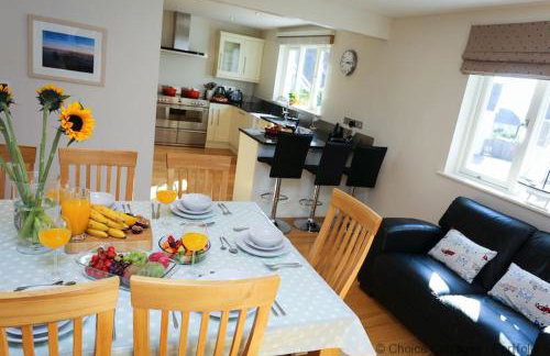 Croyde Ocean Breeze 5 Bedrooms - Foto 2