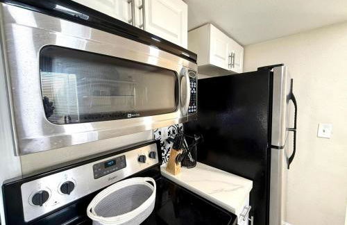 Shared Deck • Pet Friendly • Garden Courtyard - Foto 6