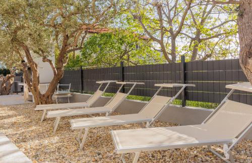 Sunluxvilla 4BR Heated Pool Jacuzzi Sauna - self check in - Photo 12