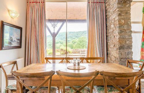 Court Cottage - Photo 7