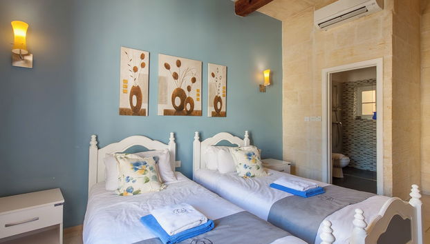 Twilight Gozitan Farmhouse With Pool - Foto 3, Habitación