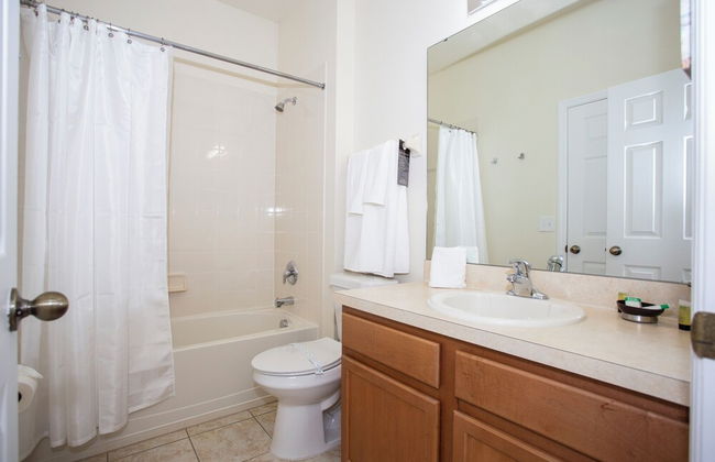 Four Bedroom w Screened Pool Close to Disney 4563 - Foto 17