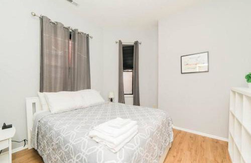 Parking - Walkable - GroupStays - Washer - Foto 5