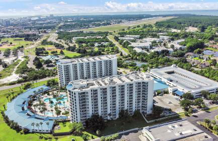 Coastal Haven Pools Restaurant & Beach Shuttle - Foto 61