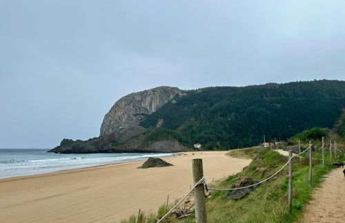 Edificio con vistas en Elantxobe + wifi - Foto 18