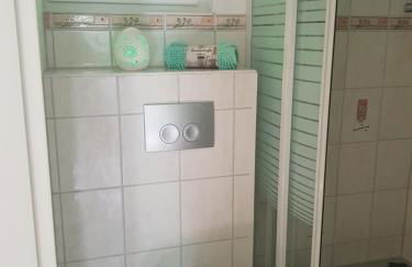 Waldbadhäusel Naturbad-Bungalow - Photo 8