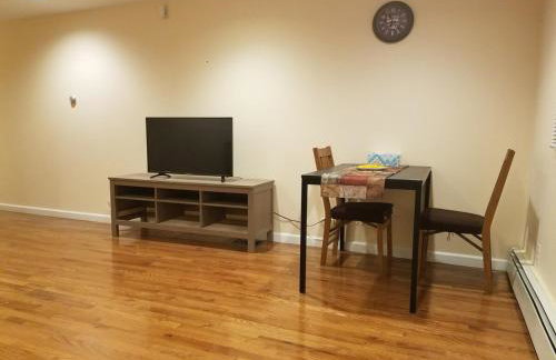 Cozy1B1B W Private Entrance - Photo 4