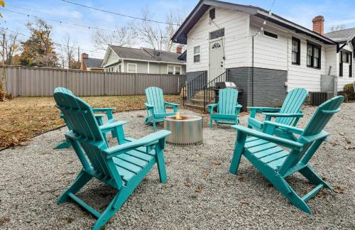 Cottontown Bungalow - Fast WiFi - Walk Downtown - Foto 1