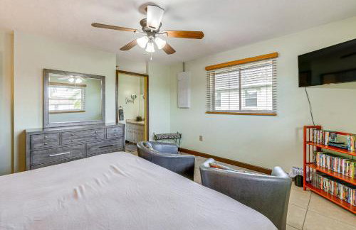 Canal-Front Retreat w/ Heated Pool & Hot Tub! - Foto 16