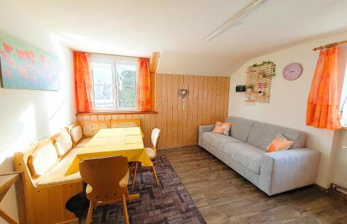 Haus Hindelang - 2 FeWos mit Zugspitzblick, inkl Königscard, gratis Parken & WLAN, Self Check-In, 5 Minuten ins Zentrum - Foto 3