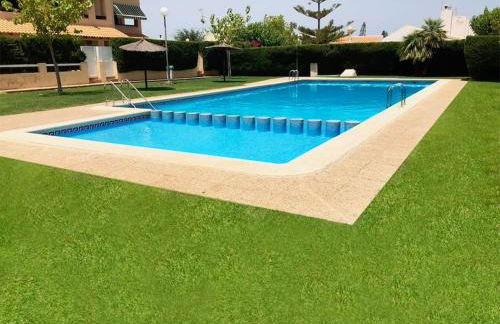 3 bed ground first floor apartment. Close to beach - Foto 13