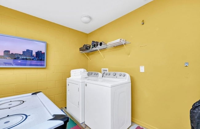 Blue Spa Private Pool Home With Game Room! 4 Bedroom Villa - Foto 19