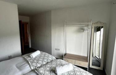 Chic 2-bed Flat - Coop Live & Ethiad - Foto 18