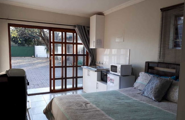 8 Soenie Avenue Self Catering - Foto 5