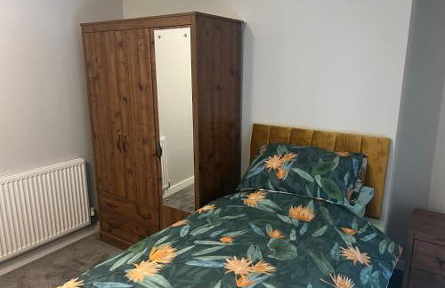 3 bed flat 10 mins to Alton Towers Sleeps 6-8 people - Foto 19