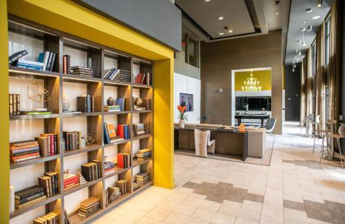 Luxury 2BR Stay Pool, Gym and Chill Areas - Photo 32