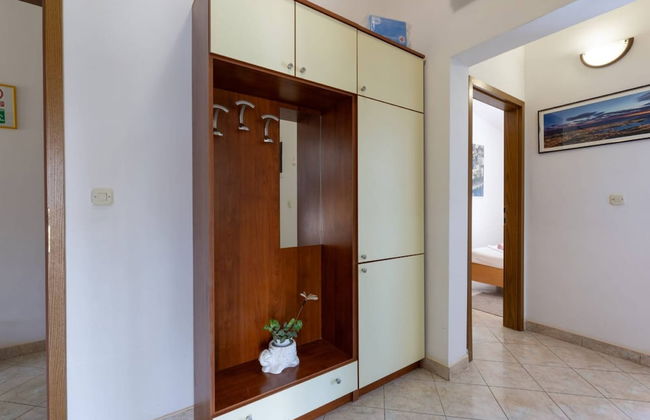 Bright and Spacious Apartment With Terrace in Kastel Stafilic - Foto 5