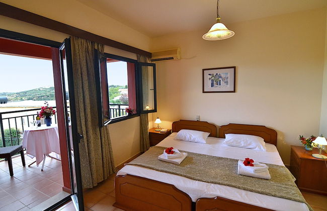 Christina Villas - Foto 4