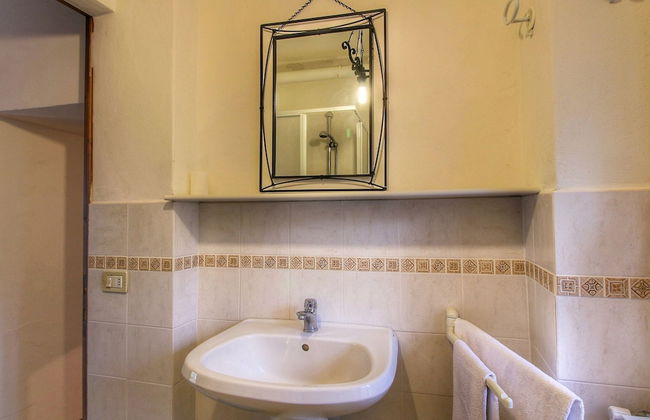 Farmhouse With Stables, Horses and the Ability to Make Horseback Riding - Foto 48