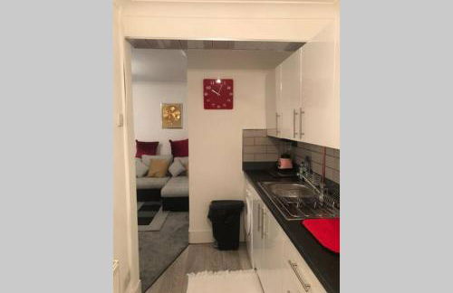 Tranquil Welsh Mountain Gem, Abertillery, Wales - Foto 48