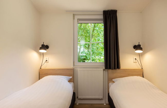 Chalet in De Peel Near Forest - Photo 3