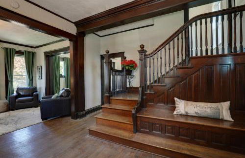 Charming Escape - Private Hot Tub! - Foto 3