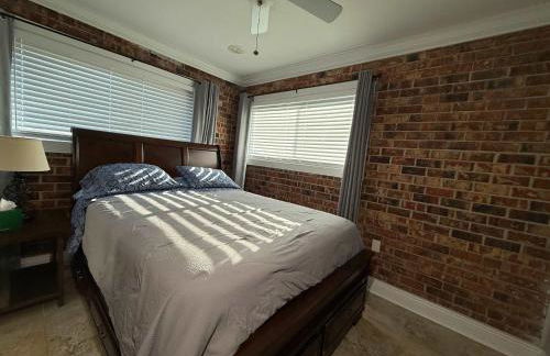 2 bedroom private apt & laundry - Foto 26