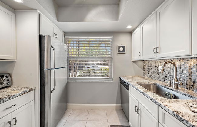 Sunset Sanctuary 2 Bedroom Condo by RedAwning - Foto 14