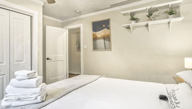 2BR Old Colorado City Dog Friendly! - Foto 4, Habitación