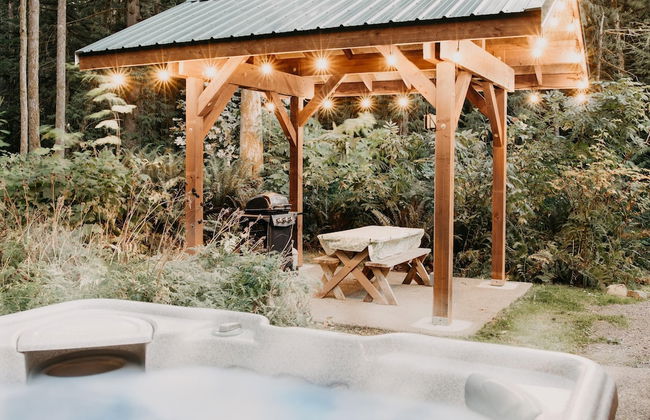 67MF- Hot Tub - Pets Ok - BBQ - Sleeps 5 - Foto 25