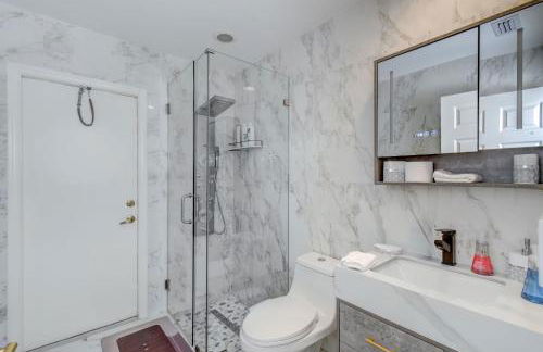 Stunning House with Beautiful Lake View - Foto 36