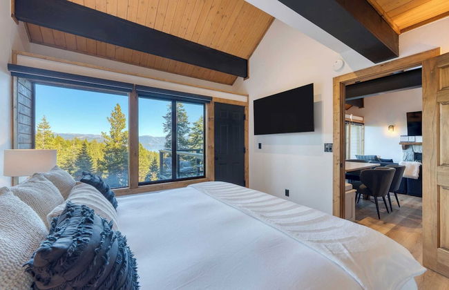 Lake View, Firepit, Game Room Remodeled Lake Tahoe Luxury Cabin by Avantstay - Foto 71