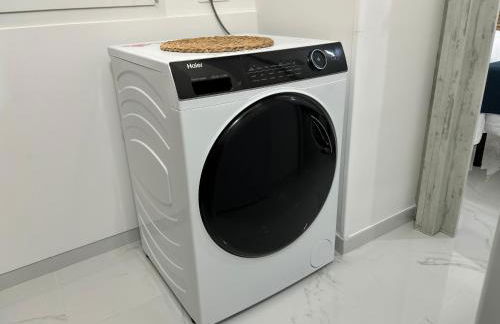 Your Home, easy walk to the beach - Foto 14