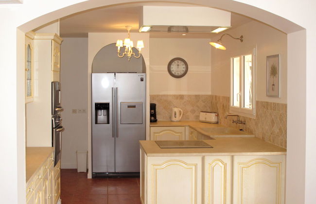 5 bedroom House in Carqueiranne with private pool and garden - Photo 7