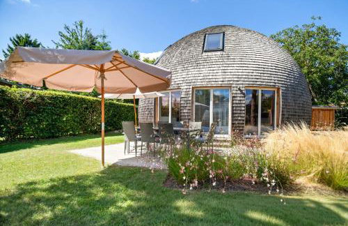 Kugelhaus Solveig - Zeitloses Holzhaus in Kugelform für stille Momente in der Natur - Foto 1