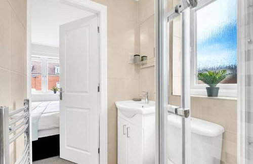 Contractors Retreat 3 bedroom house, sleeps up to 7, free parking - Foto 66