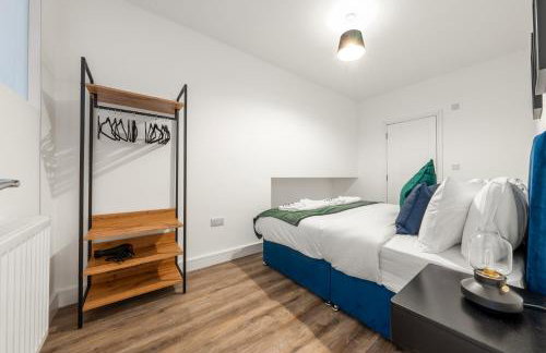 The Hertfordshire Hideaway - Entire apartment - Free Parking - 2 bedroom 2 bathroom - 20minutes into London - Foto 14