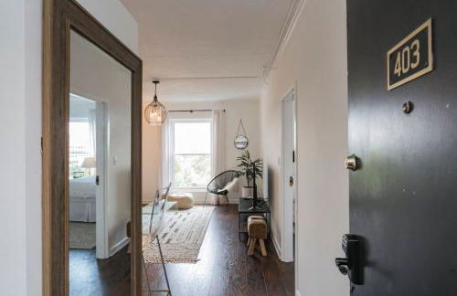 Home to the Stars on Music Row with Pool and Free Parking - Foto 14