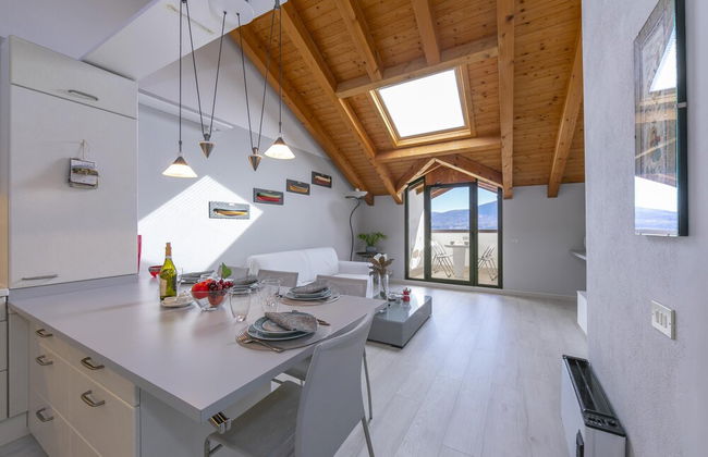 Blu Lake Apartment on Ghiffa Beach - Foto 8