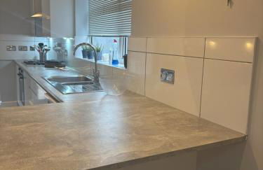 Spacious John York House & Parking - Foto 10