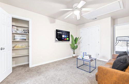 Spacious 3BR with Gameroom 10 Min from ATT Stadium - Foto 17