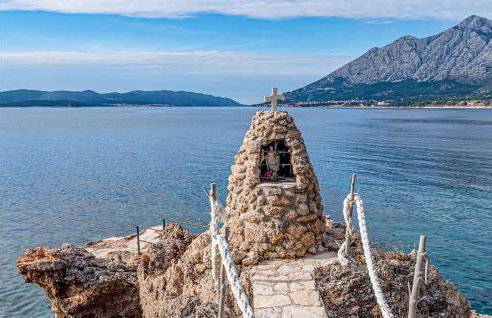 Nice Home In Postup With Sauna - Photo 18