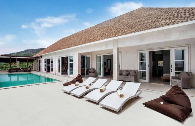 Villa Eden Roc by Alfred in Bali - Luxury Beachfront 3BR Villa With Infinity Pool Amed - Foto 10