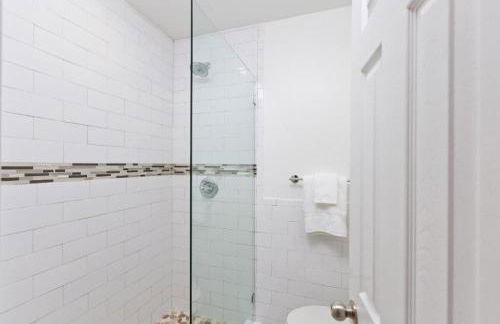 Beautiful Villa 4 BD 3 BA with Heated Private Pool, Close to Beach - Foto 5