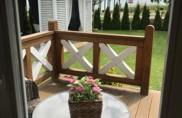 Drewniany domek nad Miedwiem - Foto 5