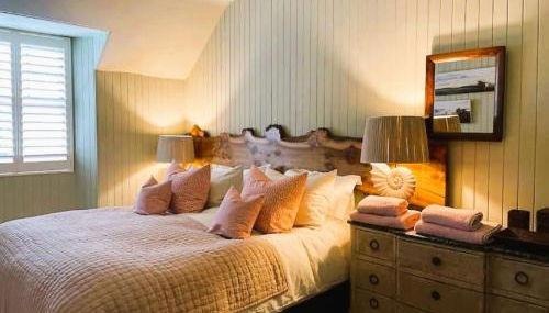 Reidochie Stables luxury haven overlooking garden - Foto 5