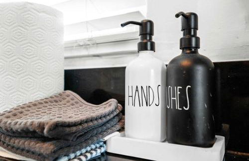 Remodeled 1BR LA Apartment with full kitchen - Foto 13